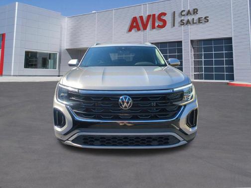 Silver Mist Metallic 2025 Volkswagen Atlas Cross Sport 2.0T SE w/Technology