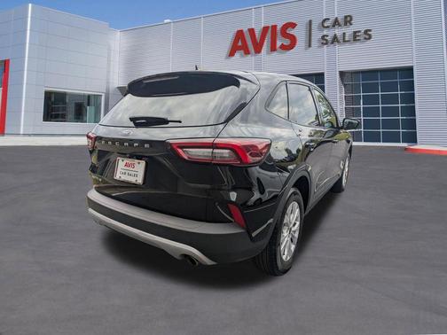 Agate Black Metallic 2025 Ford Escape Active