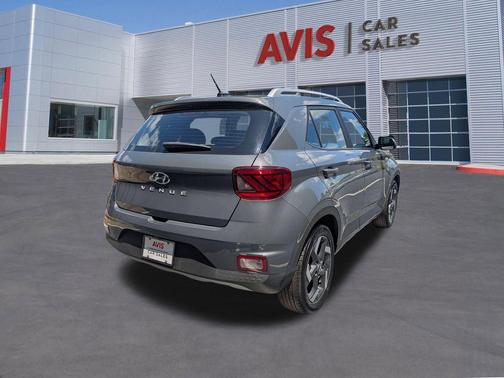Ecotronic Gray 2025 Hyundai VENUE SEL