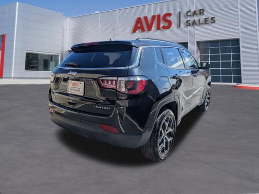 Diamond Black Crystal PC 2025 Jeep Compass Limited