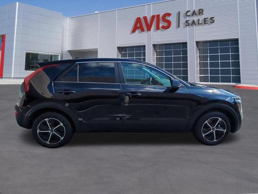 Aurora Black Pearl 2025 Kia Niro LX