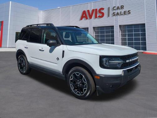 Oxford White 2025 Ford Bronco Sport Outer Banks
