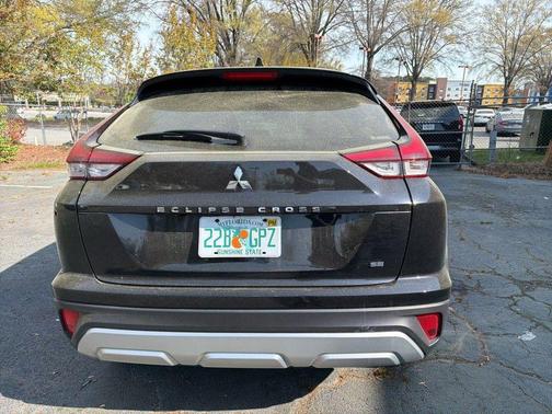 Labrador Black Pearl 2025 Mitsubishi Eclipse Cross SE