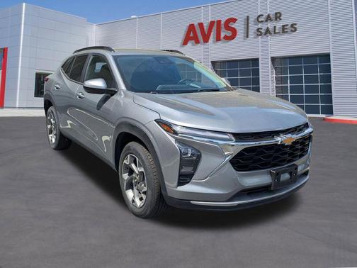Sterling Gray Metallic 2025 Chevrolet Trax LT