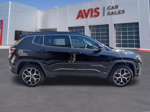 Diamond Black Crystal PC 2025 Jeep Compass Limited