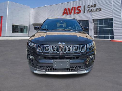 Diamond Black Crystal PC 2025 Jeep Compass Limited