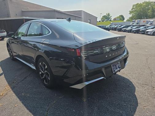 Carbon Blue 2025 Hyundai SONATA SEL