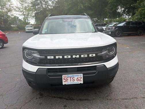 Oxford White 2025 Ford Bronco Sport Outer Banks