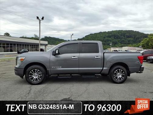2021 Nissan Titan SV