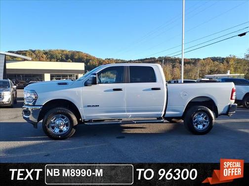 2024 RAM 2500 Big Horn Crew Cab 4x4 6'4' Box