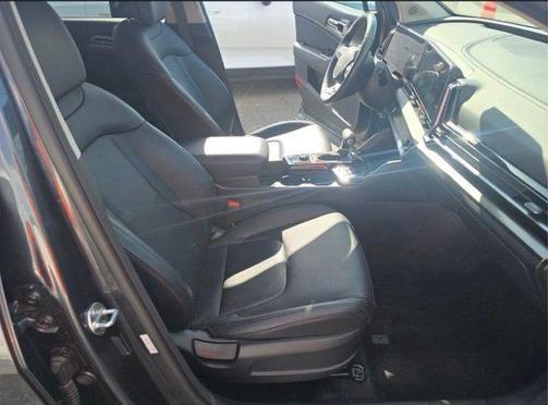 Gravity Gray 2025 Kia Sportage EX