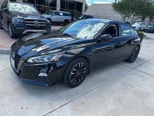 2021 Nissan Altima 2.5 SR