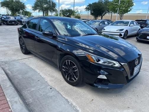 2021 Nissan Altima 2.5 SR