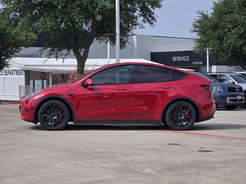 Red Multi 2023 Tesla Model Y Performance