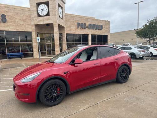 Red Multi 2023 Tesla Model Y Performance