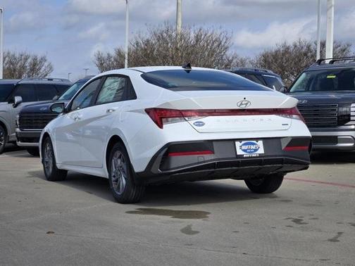 2026 Hyundai ELANTRA HEV Blue