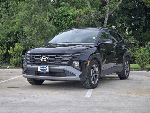 Phantom Black 2025 Hyundai TUCSON SEL Convenience