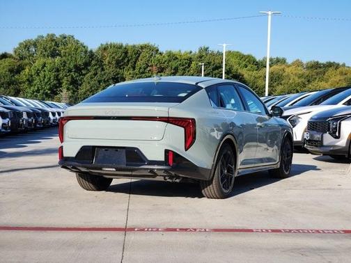 2025 Kia K4 GT-Line Turbo