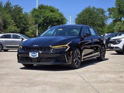 2025 Kia K5 EX
