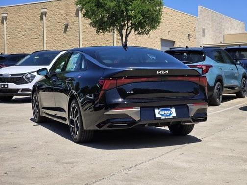 2025 Kia K5 EX