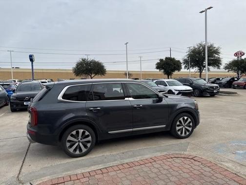 2021 Kia Telluride S