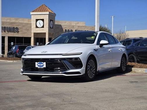 2024 Hyundai SONATA Hybrid Limited