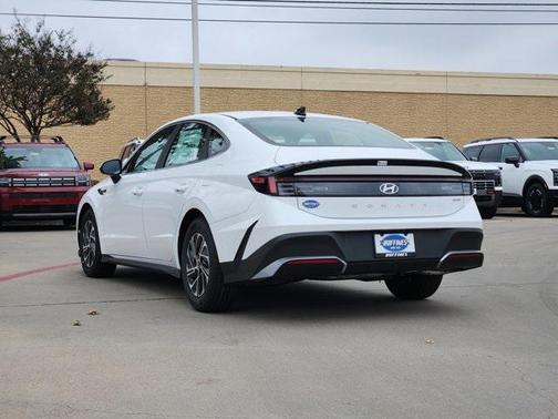 2026 Hyundai SONATA Hybrid Blue