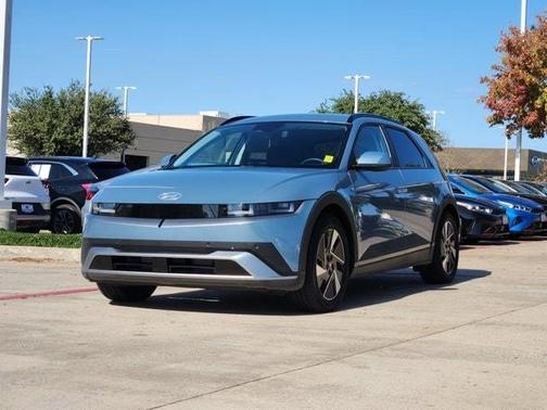 2025 Hyundai IONIQ 5 SEL