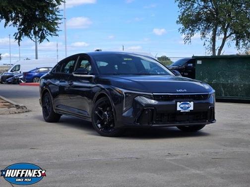 2025 Kia K4 GT-Line Turbo