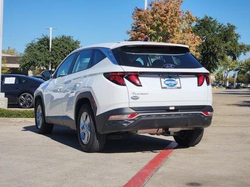 2024 Hyundai TUCSON SE