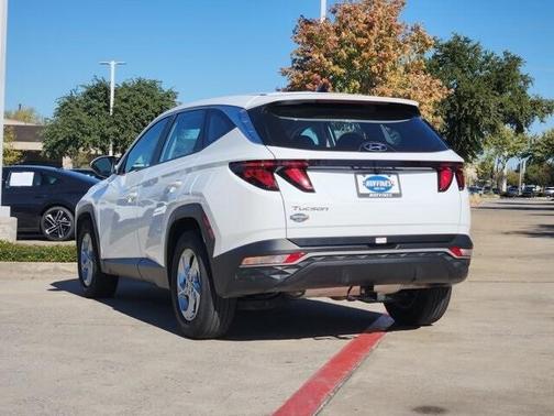 2024 Hyundai TUCSON SE