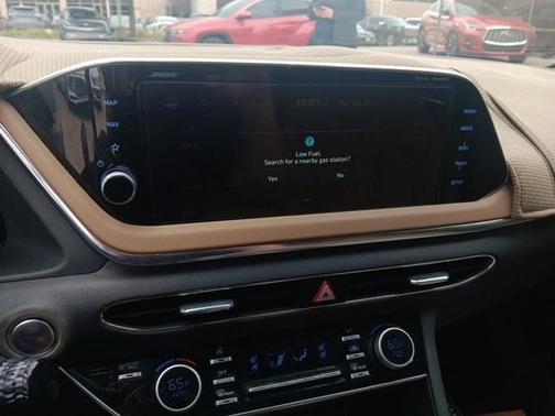 2022 Hyundai SONATA Hybrid Limited