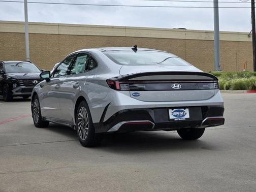 2025 Hyundai SONATA Hybrid Limited