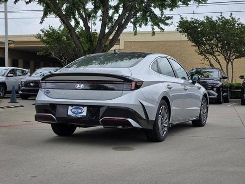 2025 Hyundai SONATA Hybrid Limited