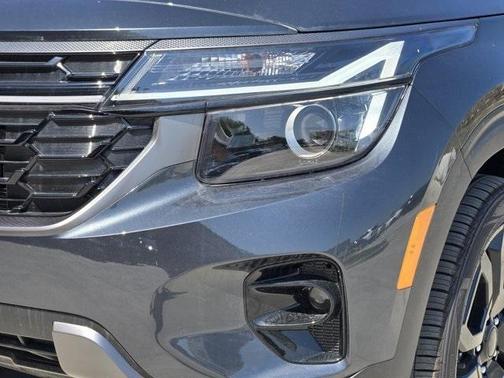 2025 Kia Seltos X-Line