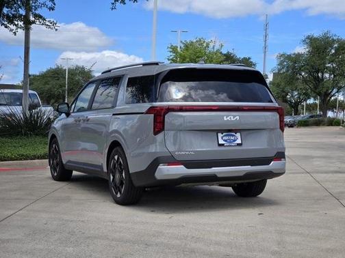 2025 Kia Carnival EX