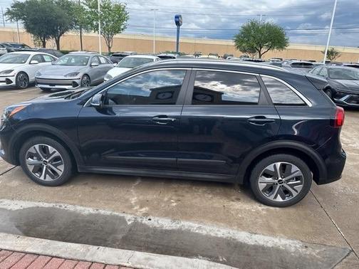 2022 Kia Niro EV EX Premium