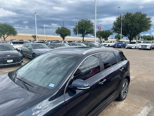 2022 Kia Niro EV EX Premium