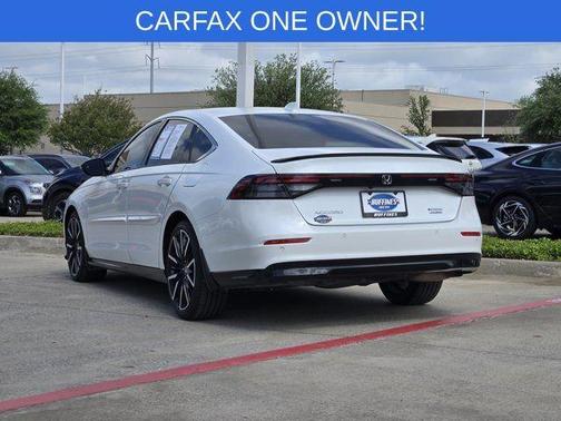 Platinum White Pearl 2023 Honda Accord Hybrid Touring