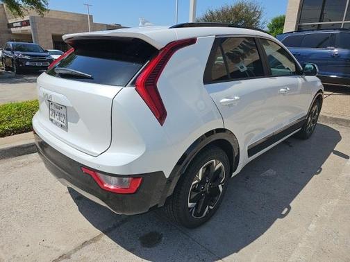 2023 Kia Niro EV Wind