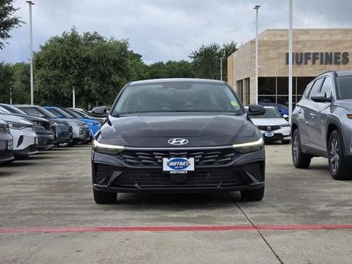 2025 Hyundai ELANTRA HEV Limited