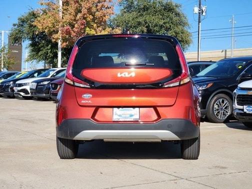 2024 Kia Soul LX
