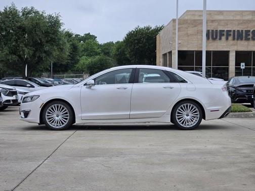 2017 Lincoln MKZ Hybrid Reserve