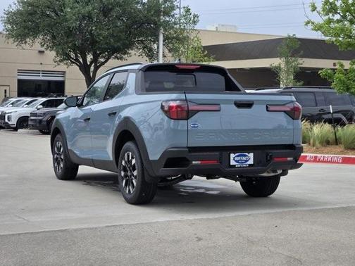 2025 Hyundai SANTA CRUZ SEL Activity