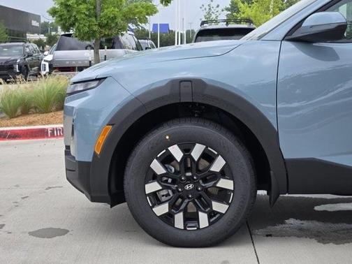 2025 Hyundai SANTA CRUZ SEL Activity