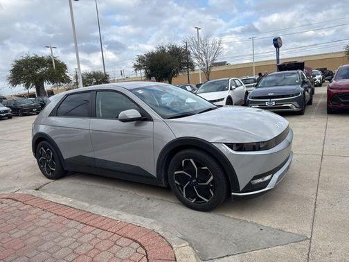 2022 Hyundai IONIQ 5 SE