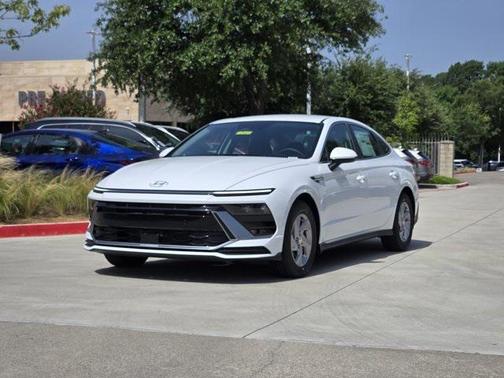 2025 Hyundai SONATA SE