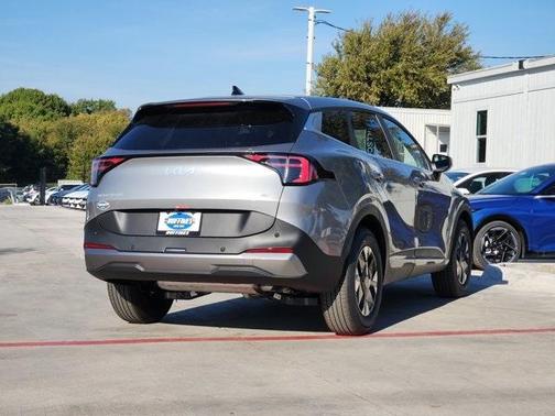 2026 Kia Sportage Hybrid LX