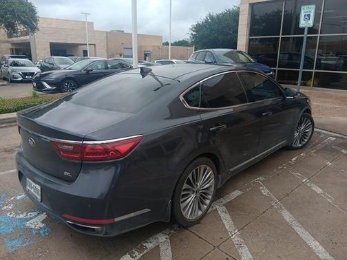 2017 Kia Cadenza SX Limited