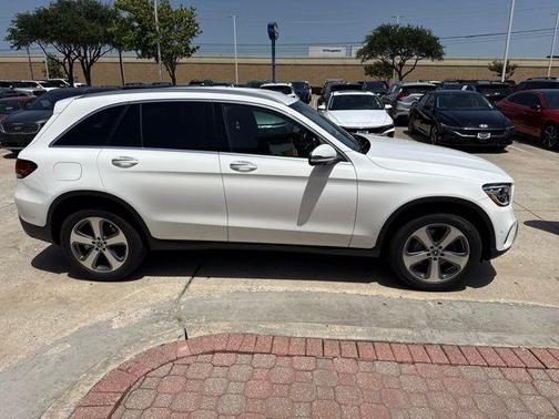 White 2022 Mercedes-Benz GLC 300 Base